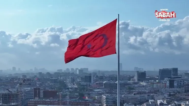 Teröristbaşının posterini açanlar yakalandı