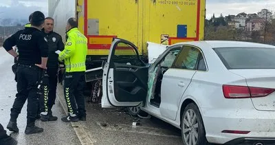 Düzce'de tıra çarpan otomobilin sürücüsü ağır yaralandı #duzce