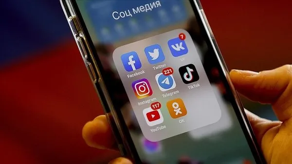 Instagram’a erişim yasaklandı, Rus blogger hıçkırıklara boğuldu! O anlar viral oldu