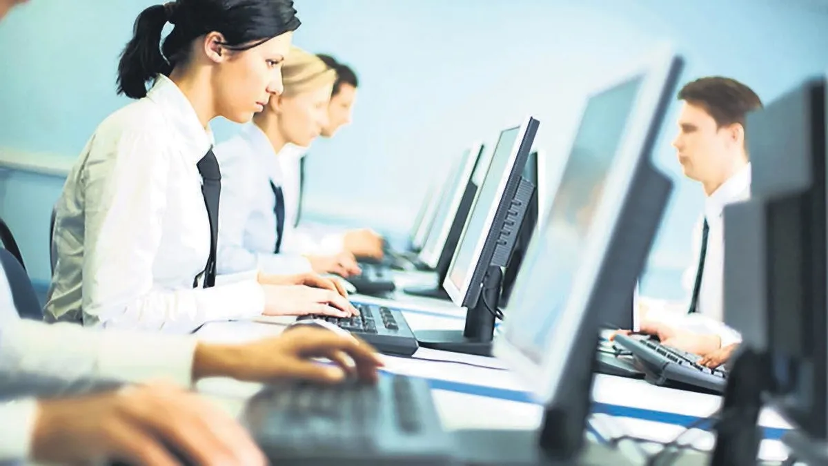 Beyaz yakalılara mavi ışık uyarısı! Beyaz yakalılara mavi ışık uyarısı!