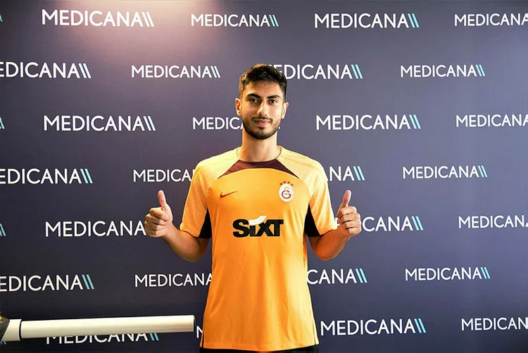 son-dakika-galatasaray-ilhami-sirachan-nas-transferini-acikladi-1691850311002.jpg