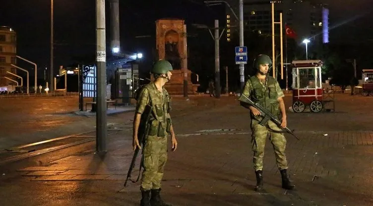 FETÖ'nün kanlı darbe girişimi böyle geldi! 17/25 Aralık kumpasından 15 Temmuz ihanetine