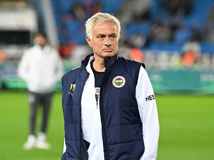 SON DAKİKA F.BAHÇE HABERİ: Mourinho’nun gidebileceği 2 takım ortaya çıktı! İngilizlerin efsane futbolcusu açıkladı...