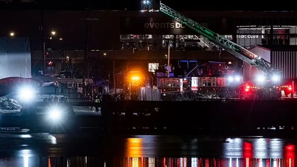 ABD’deki korkunç uçak kazasında ölü sayısı yükseliyor! Yetkililer duyurdu ABD’deki korkunç uçak kazasında ölü sayısı yükseliyor! Yetkililer duyurdu