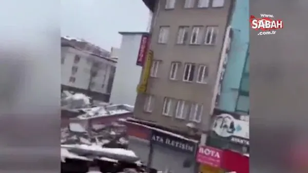 Malatya'da hasarlı bina 2'nci depremle beraber böyle yıkıldı! Korkunç anlar kamerada | Video