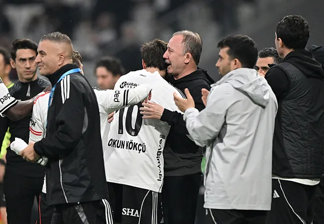 besiktas-trabzonspor-canli-besiktas-ile-trabzonspor-karsi-karsiya-ilk-yari-bitti-1778349619332.jpeg