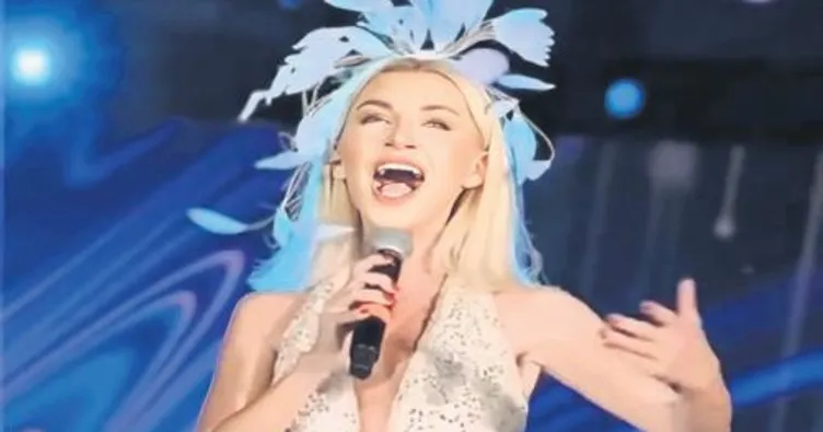 Her şarkıda zirvede