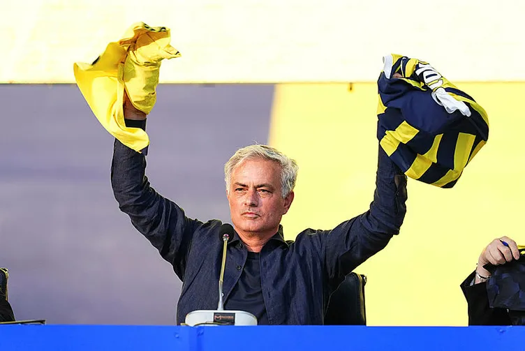 SON DAKİKA FENERBAHÇE HABERİ: Mourinho için bomba iddia! Premier Lig’e mi dönecek?