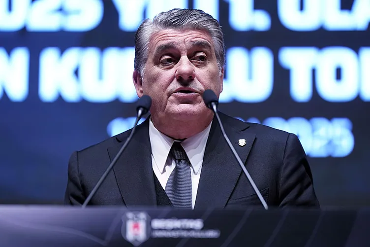 Serdal Adalı transferde üç oyuncunun ismini verdi! Olaylı toplantı sonrası Hasan Arat’a flaş sözler...