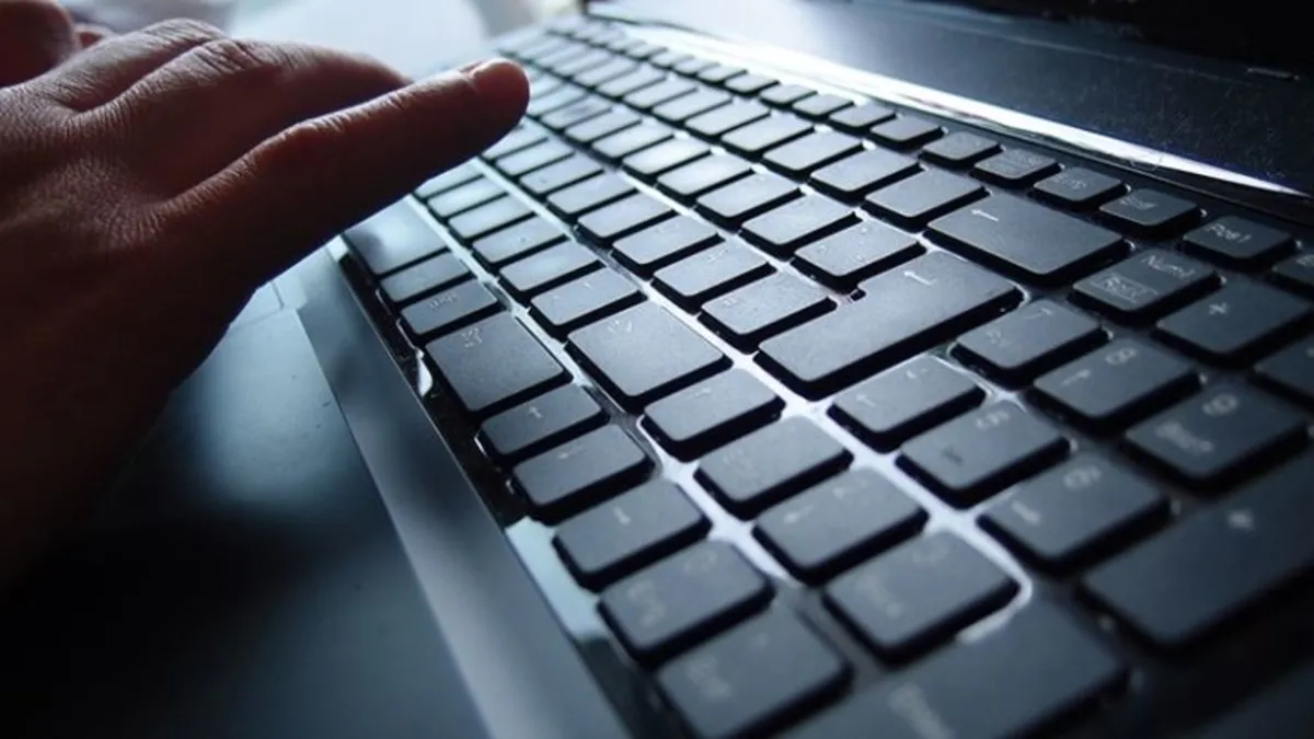 Sosyal medyadan provokatif paylaşımlar yapan 58 şüpheli yakalandı Sosyal medyadan provokatif paylaşımlar yapan 58 şüpheli yakalandı