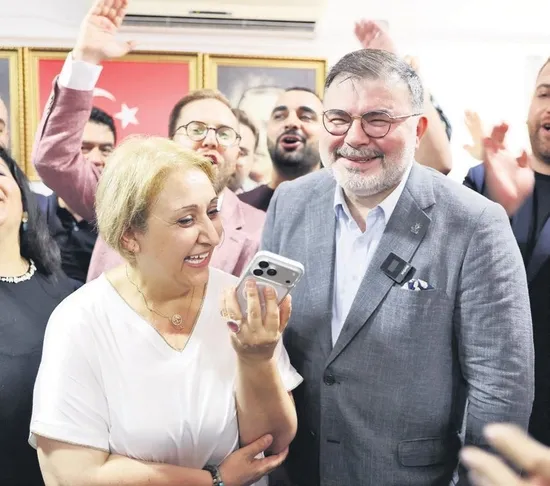 mendereste-baskan-vekili-asuman-sen-oldu-1786997916030.jpeg