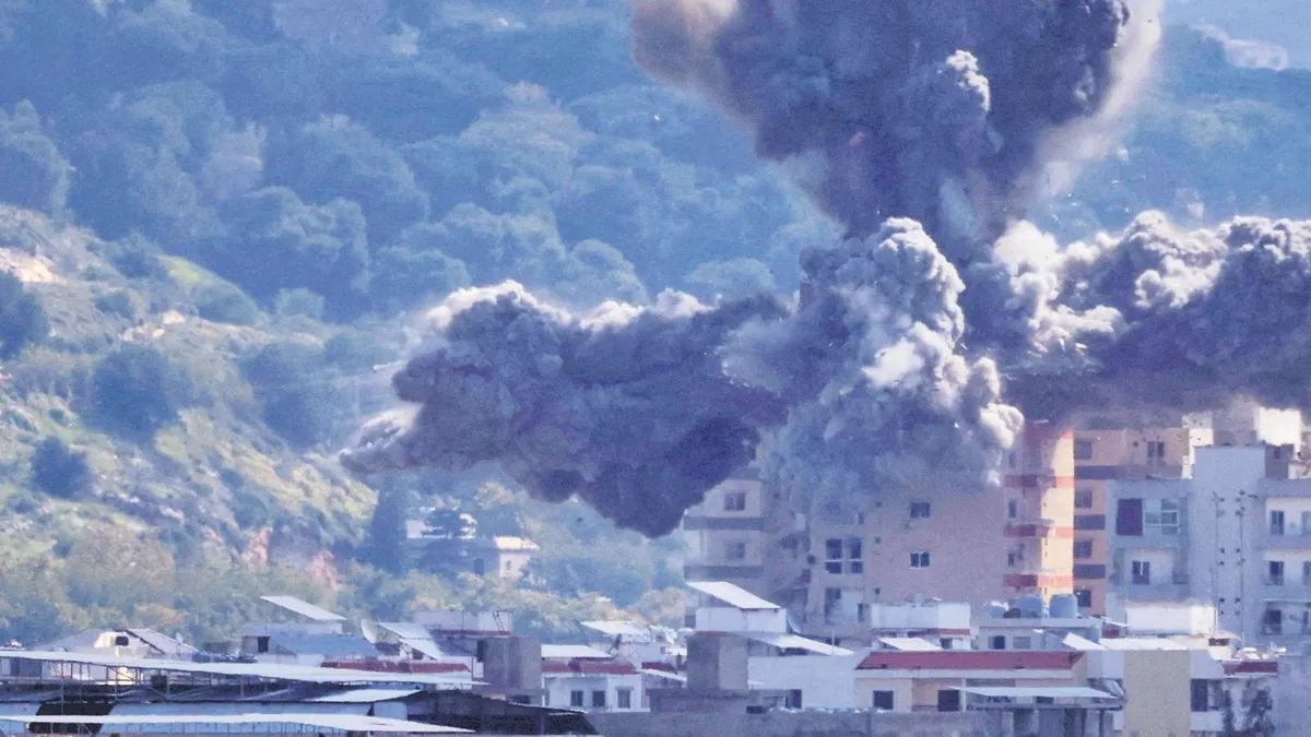 Lübnan’a 10 dakikada 100 saldırı