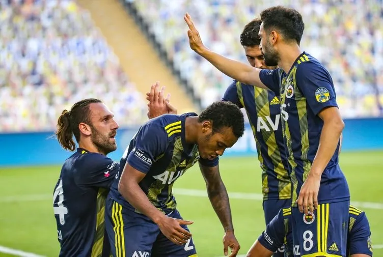 Maçın ardından Fenerbahçeli iki yıldıza şok sözler!