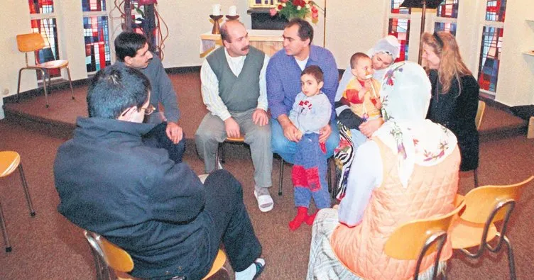 FETÖ’cülerin kilise oyunu deşifre oldu