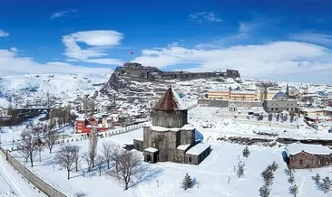 Ardahan ile Kars'ta yoğun kar ve sis ulaşımı aksatıyor #kars