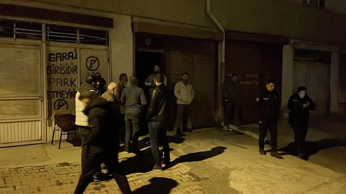 Eşini ararken kan donduran manzarayla karşılaştı! Eşini ararken kan donduran manzarayla karşılaştı!