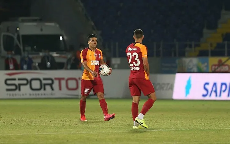 Galatasaray Falcao ile masaya oturdu! İşte yeni teklif