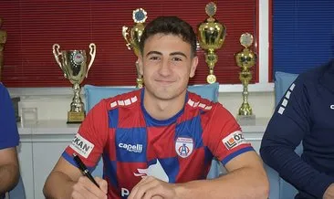 Altınordu, Mustafa Karaman’la profesyonel sözleşme imzaladı