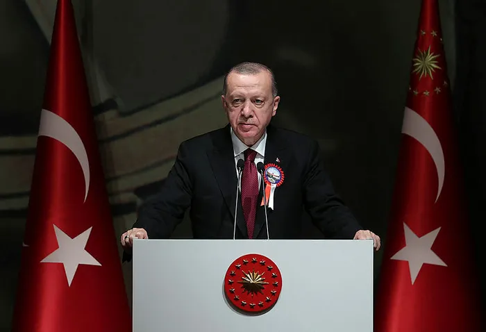 son-dakika-baskan-erdogan-ozgurlugumuze-vurulmak-istenen-prangalari-parcalayip-attik-1626442183878.jpg