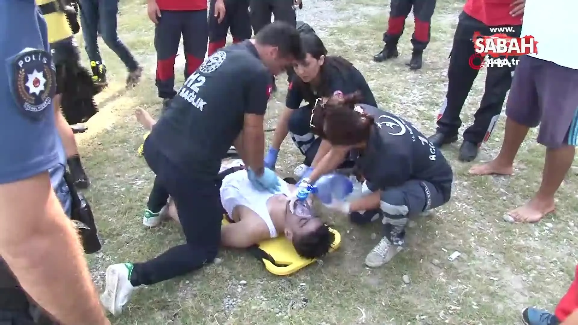 Anne Ve Baba Oldugune Inanamadiklari Cocuklarina Kalp Masaji Yapti Videosunu Izle Sabah Tv