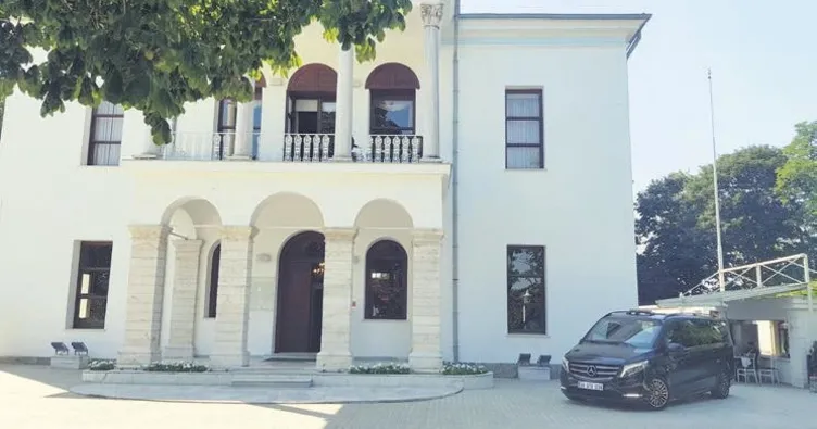 Köşkler vatandaşın hizmetinde olmalı