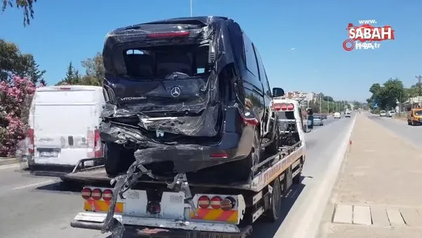 Antalya’da midibüs ile VİP minibüs çarpıştı: 1’i ağır 11 yaralı | Video