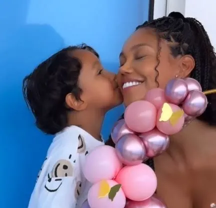 Soner Sarıkabadayı 2. kez baba oldu! Büyük mutluluğunu bakın nasıl duyurdu