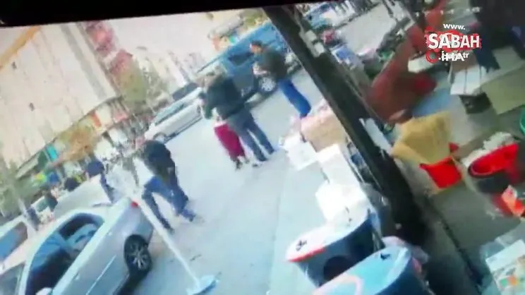 Esenyurt’ta çocuğa hırsızlık yaptırdılar, yakalanınca tartışma çıkardılar | Video