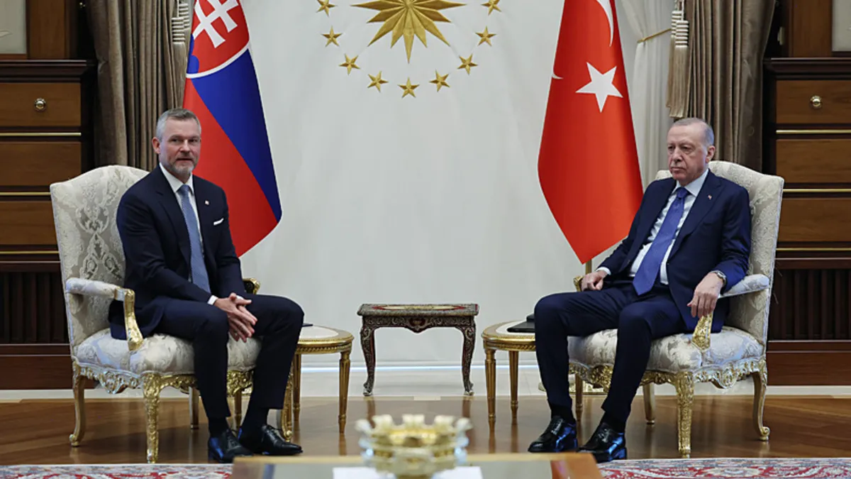 Cumhurbaşkanı Erdoğan, Slovakya Cumhurbaşkanı Peter Pellegrini ile görüşüyor.