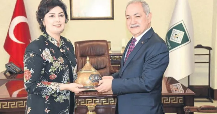 Ülkücü kadınlardan Kara’ya ziyaret