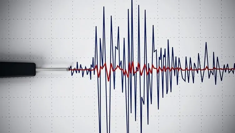 Son Dakika! Profesörden İstanbul depremi açıklaması: Deprem için en riskli bölgeyi işaret etti
