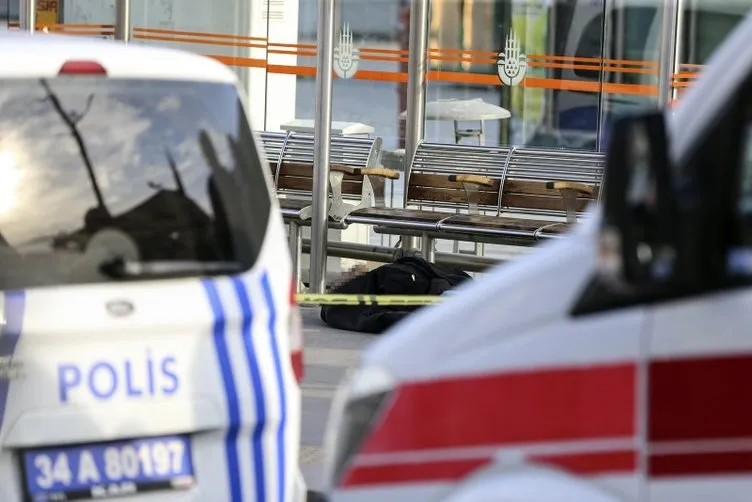 İstanbul’da korkunç olay! Tramvay durağında ceset bulundu