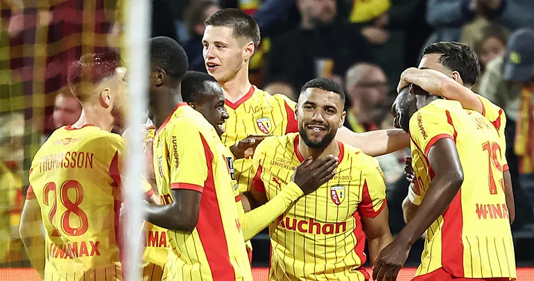 Lens 3 puanı 5 golle aldı!