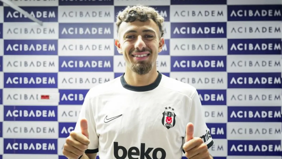 Beşiktaş'ın yeni transferi İlhan Fakılı sağlık kontrolünde