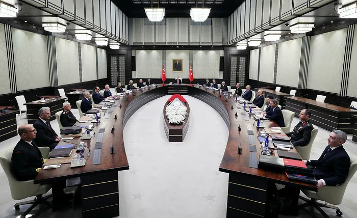 son-dakika-2023-yilinin-son-milli-guvenlik-kurulu-toplandi-iste-7-maddelik-mgk-bildirisi-1701279778978.jpg SON DAKİKA | 2023 yılının son Milli Güvenlik Kurulu toplandı: İşte 7 maddelik MGK bildirisi!