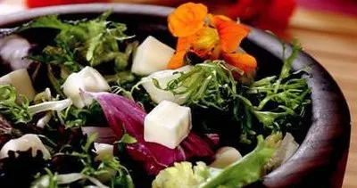 Akdeniz salatası nasıl yapılır?