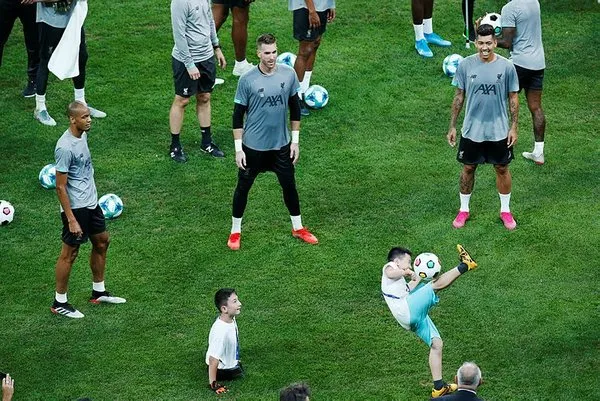 Ampute çocuklar, Liverpool antrenmanına katıldı