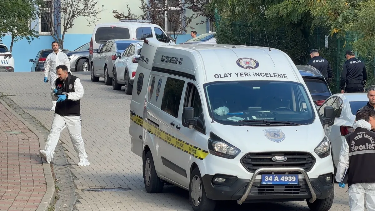SON DAKİKA | İstanbul'da ortaokulda bıçaklı saldırı! 8 öğrenci yaralandı