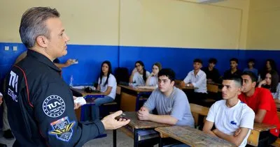 Türkiye’nin ilk astronotu Gezeravcı ilk ders gününde öğrencilerle buluştu #adana