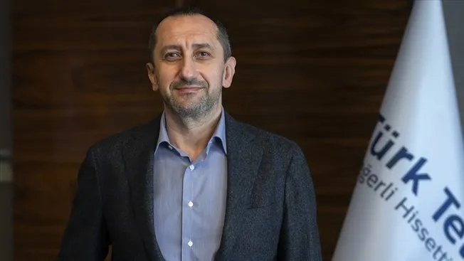 turk-telekom-ceosu-umit-onal-fiber-altyapimiz-ve-mobildeki-guclu-buyume-ile-5g-ve-otesi-icin-haziriz-1755166096215.jpg
