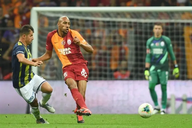 Galatasaray’da 2 oyuncuya transfer izni