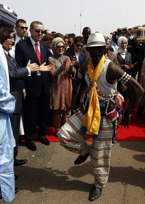 Erdoğan’a Nijer’de renkli karşılama