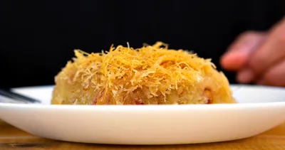 Cevizli kadayıf sarma