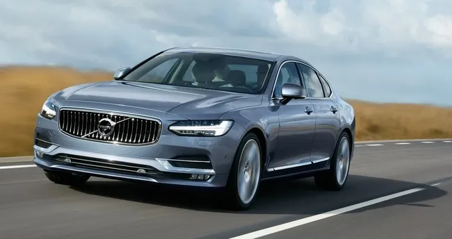 Volvo, Mustang’i solladı!