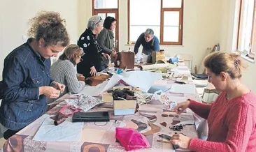 440 kişiye altın bilezik