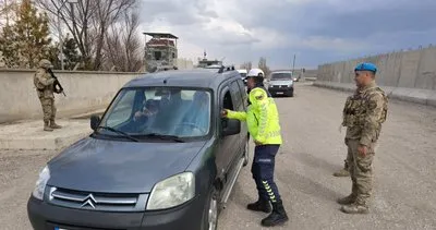 Ağrı’da jandarmadan trafik uygulaması! 7 kişi gözaltına alındı #agri