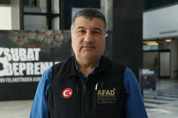 AFAD Müdürü uyardı: Marmara depremi için korkutan tsunami açıklaması!