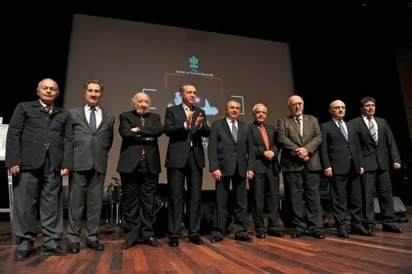 Erdoğan Ara Güler'in fotoğrafını çekti