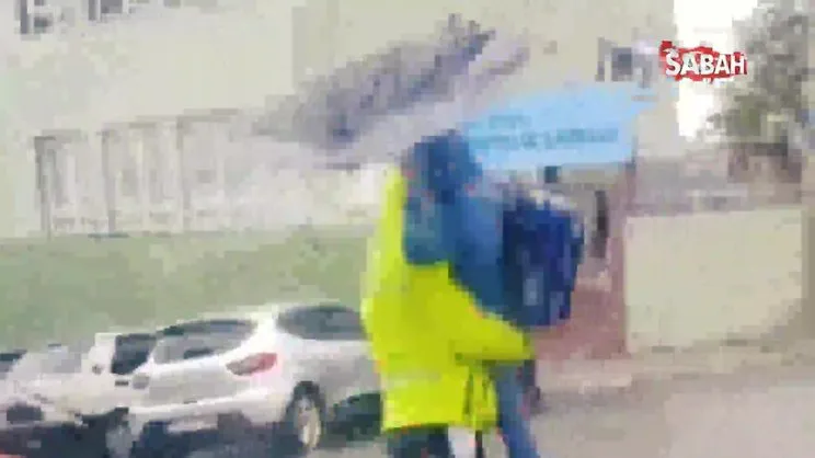 Trafik polisinden yürek ısıtan hareket | Video