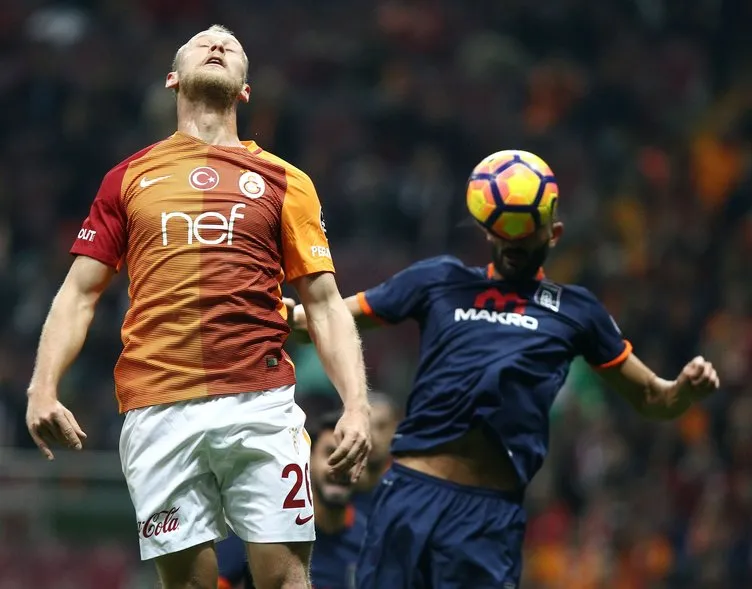 Galatasaray-Medipol Başakşehir maçından kareler